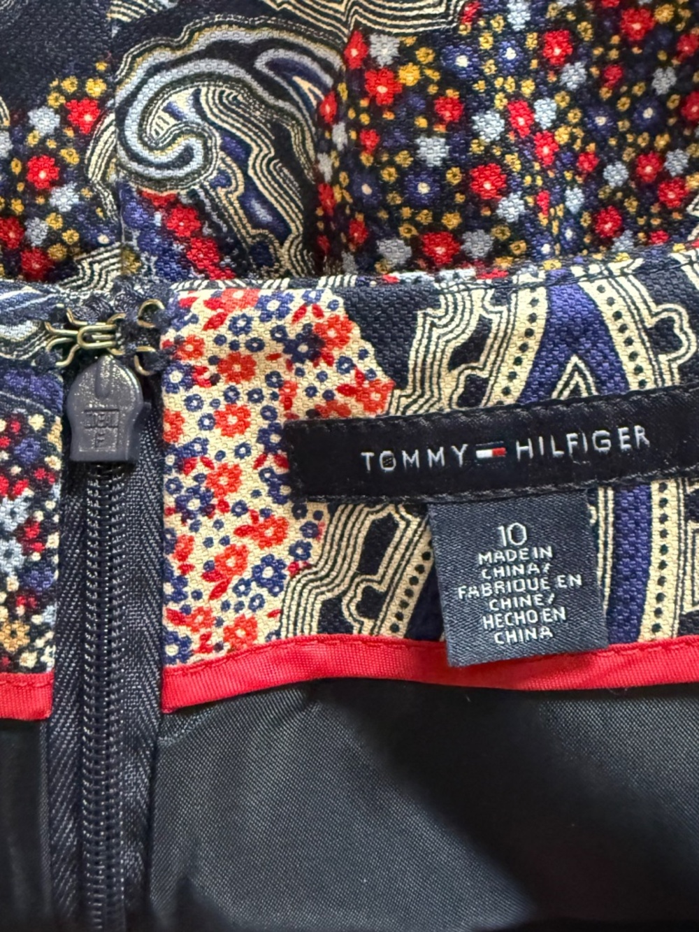 Tommy Hilfiger Classic Paisley Floral Mini Skirt - Size 10 - Picture 3 of 9